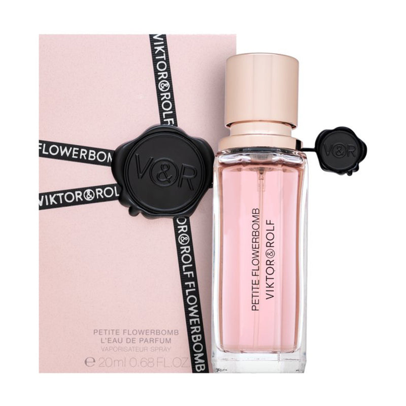 Flowerbomb Eau de Parfum 20ml - en blommig och sensuell doft som förvandlar varje ögonblick till en fest av elegans och feminina noter. Idealisk för alla tillfällen.